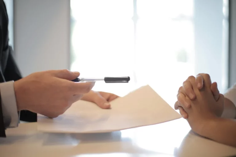 Employee Compensation and Pay Structure in Human Resource Management